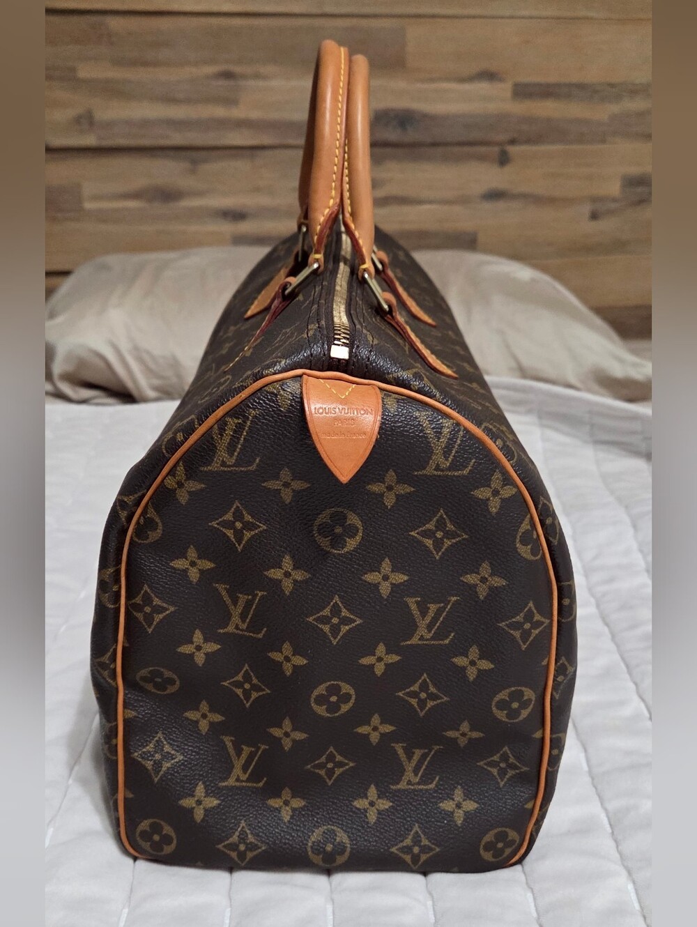 SOLD-Louis Vuitton Speedy 40 - Picture 4 of 16